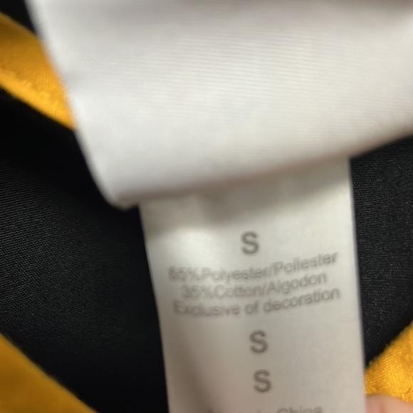 Nfl Team- Pittsburgh Steelers Scrub Shirt - Picture 6 of 6